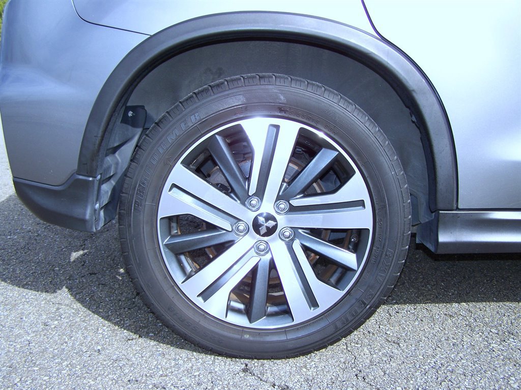 Used 2021 Mitsubishi Outlander Sport SE image 33