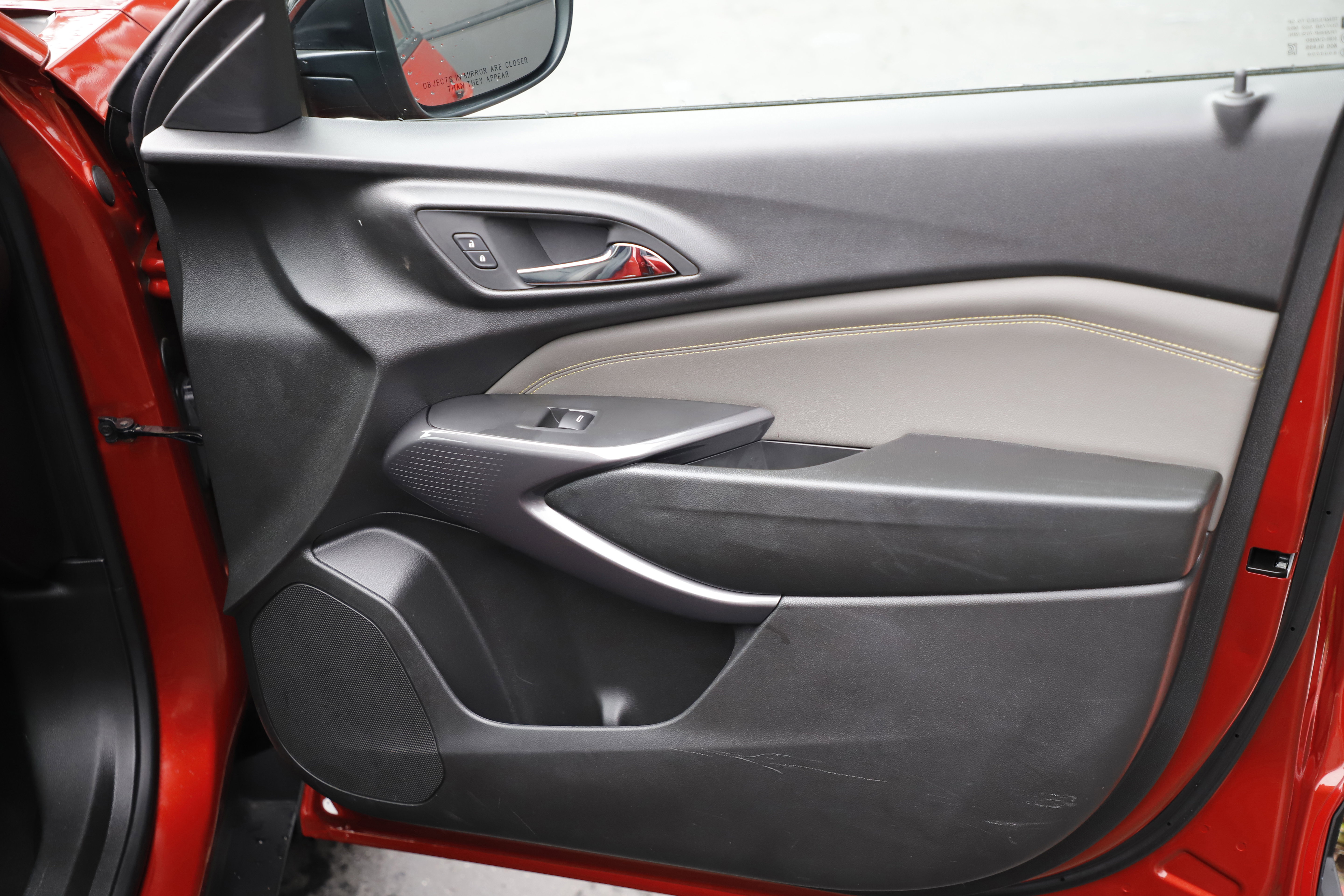 Used 2024 Chevrolet Trax ACTIV w/ Sunroof Package image 7