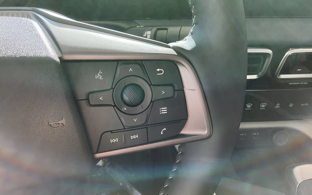 New 2026 Nissan Sentra SL w/ Floor Mat Package FWD image 15