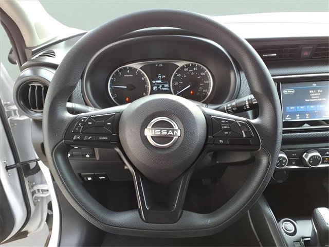 Used 2024 Nissan Kicks S image 16