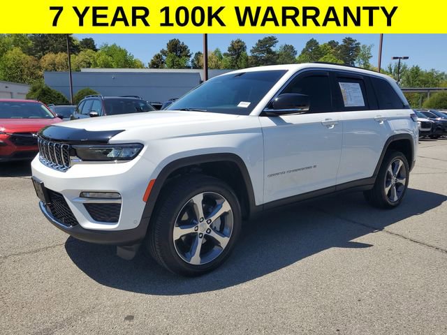 Certified 2025 Jeep Grand Cherokee Limited w/ Luxury Tech Group II RWD image 4