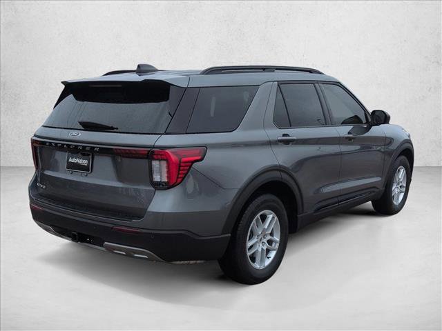 New 2026 Ford Explorer Active w/ Active Comfort Package image 2