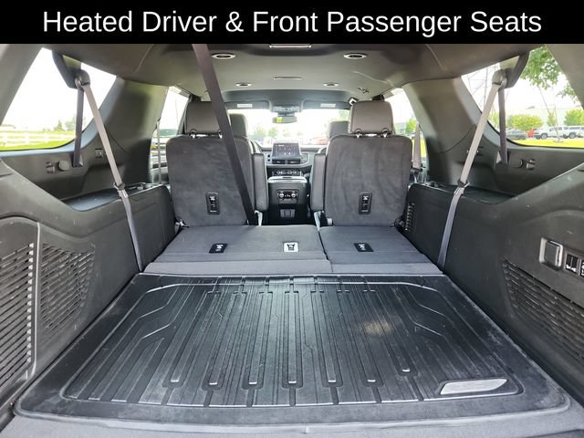 Used 2024 GMC Yukon XL AT4 w/ Technology Package AWD/4WD image 33