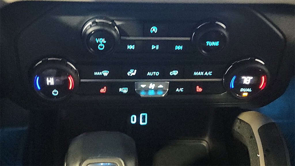 Used 2023 Ford Bronco Big Bend image 22