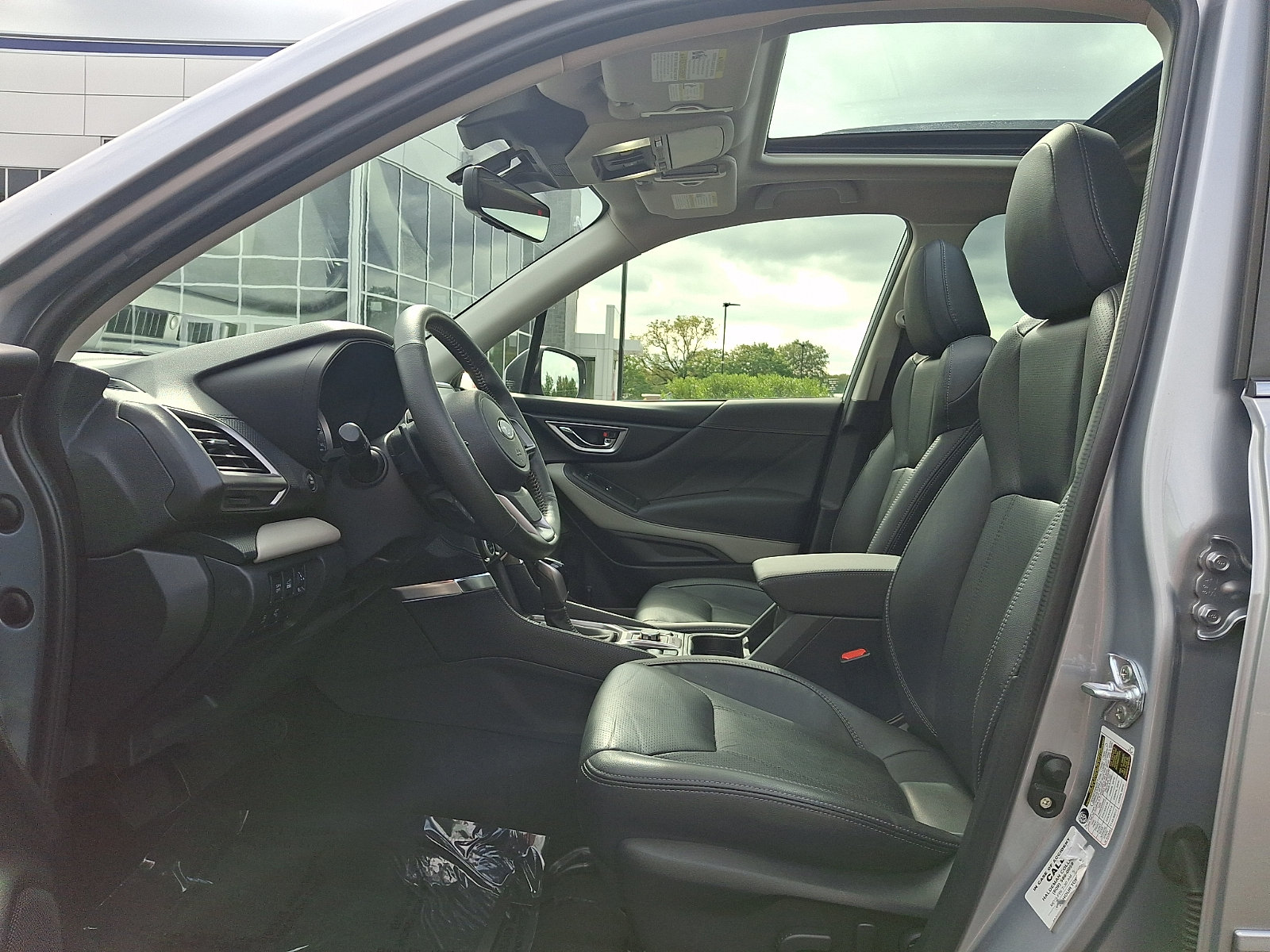 Certified 2024 Subaru Forester Limited w/ Convenience Package AWD/4WD image 14