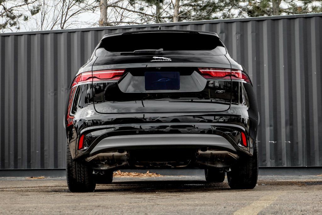 New 2026 Jaguar F-PACE R-Dynamic S image 7