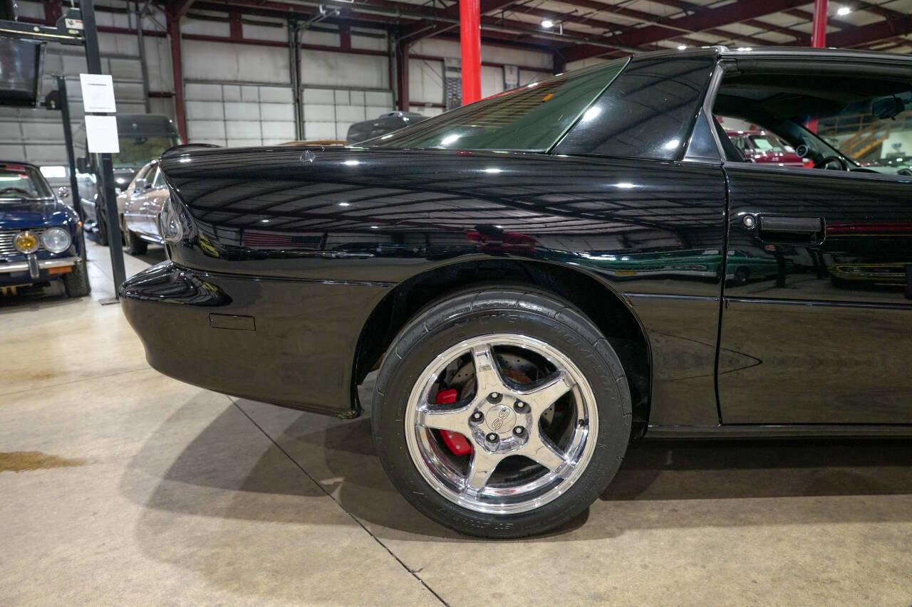 Used 1994 Chevrolet Camaro Z28 RWD image 9