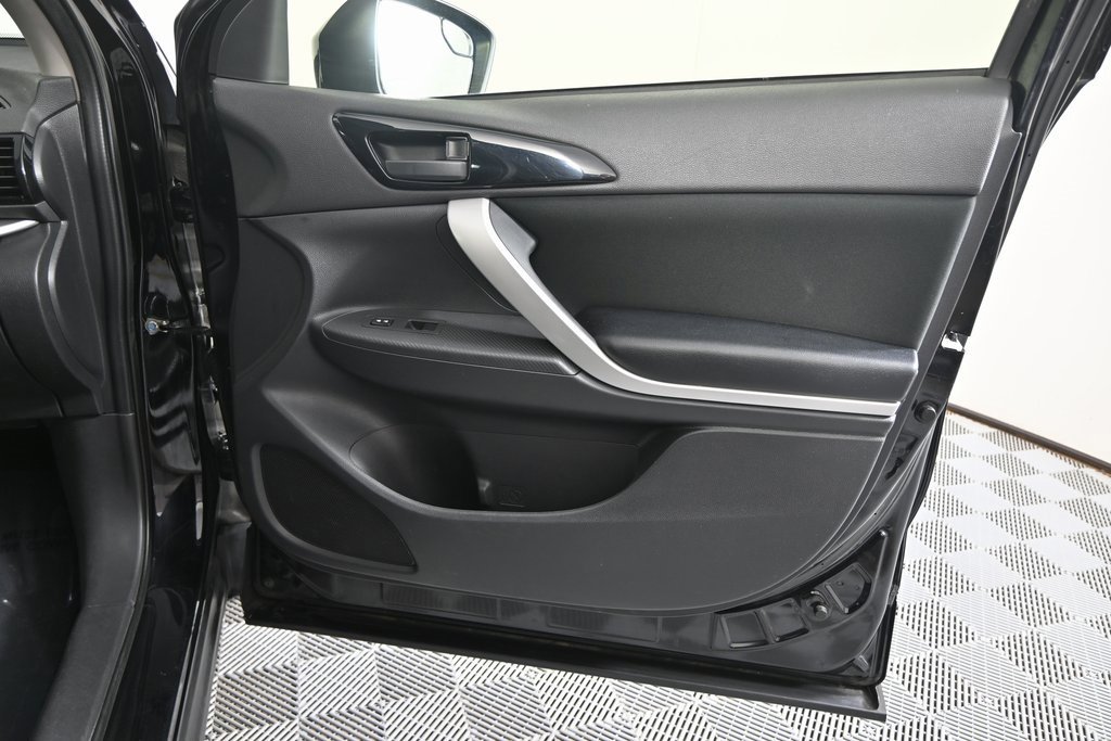 Used 2022 Mitsubishi Eclipse Cross ES image 12