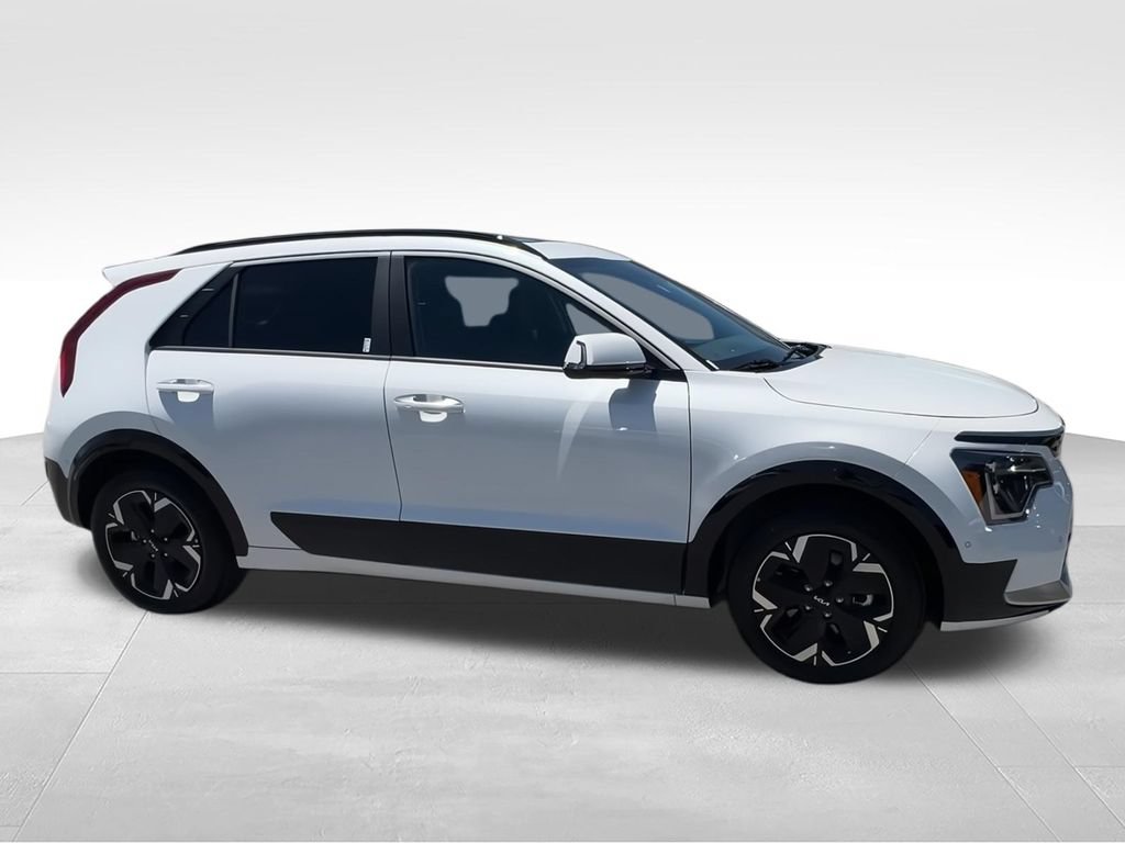 New 2026 Kia Niro Wave w/ Wave Preserve Package FWD image 9