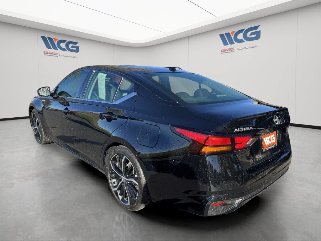 Used 2025 Nissan Altima 2.5 SR FWD image 5