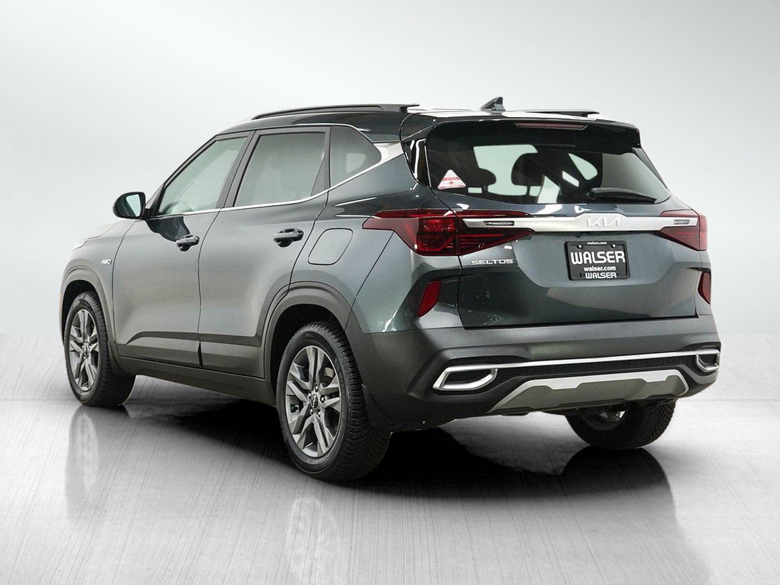 Used 2023 Kia Seltos S AWD/4WD image 4