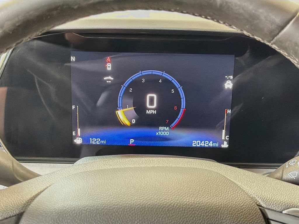 Used 2025 Chevrolet Trax LT w/ Driver Confidence Package FWD image 14