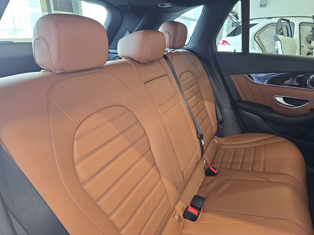 Certified 2022 Mercedes-Benz GLC 300 image 14