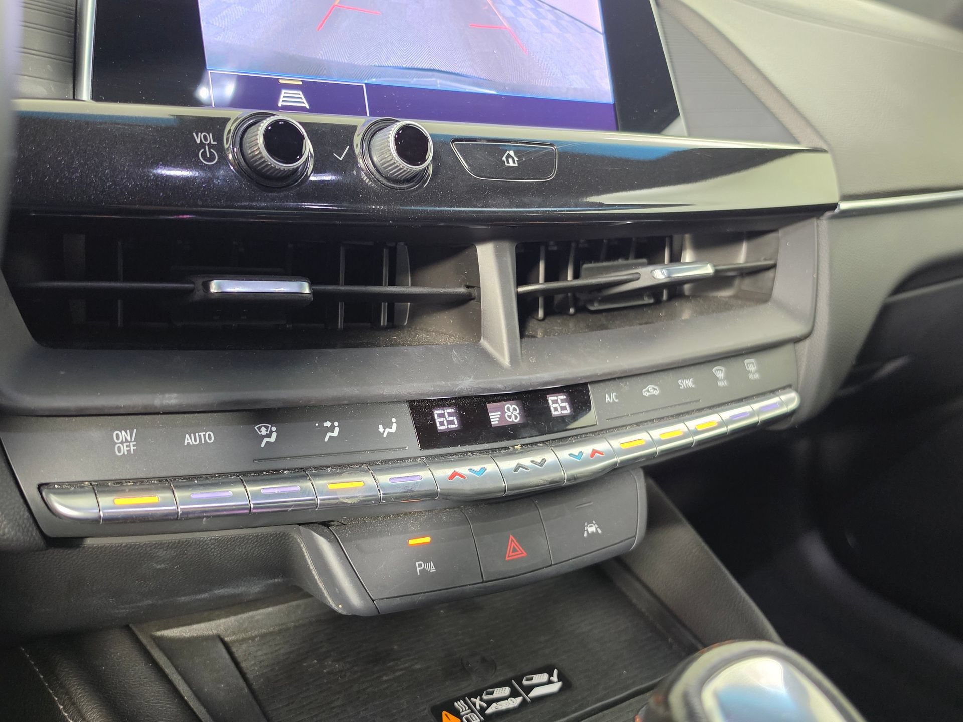 Used 2023 Cadillac CT4 Luxury RWD image 28