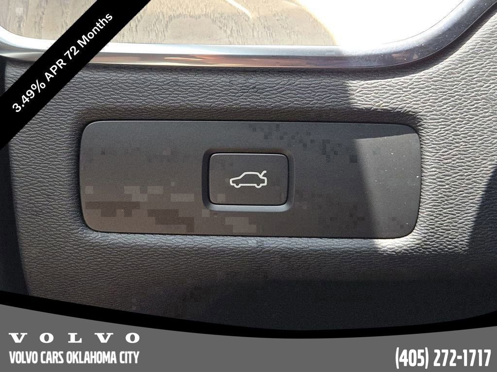 Used 2026 Volvo XC60 B5 Plus w/ Protection Package Premier AWD/4WD image 24
