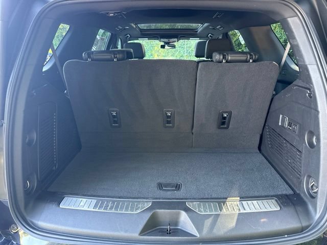 Used 2024 Chevrolet Tahoe Z71 w/ Luxury Package AWD/4WD image 27