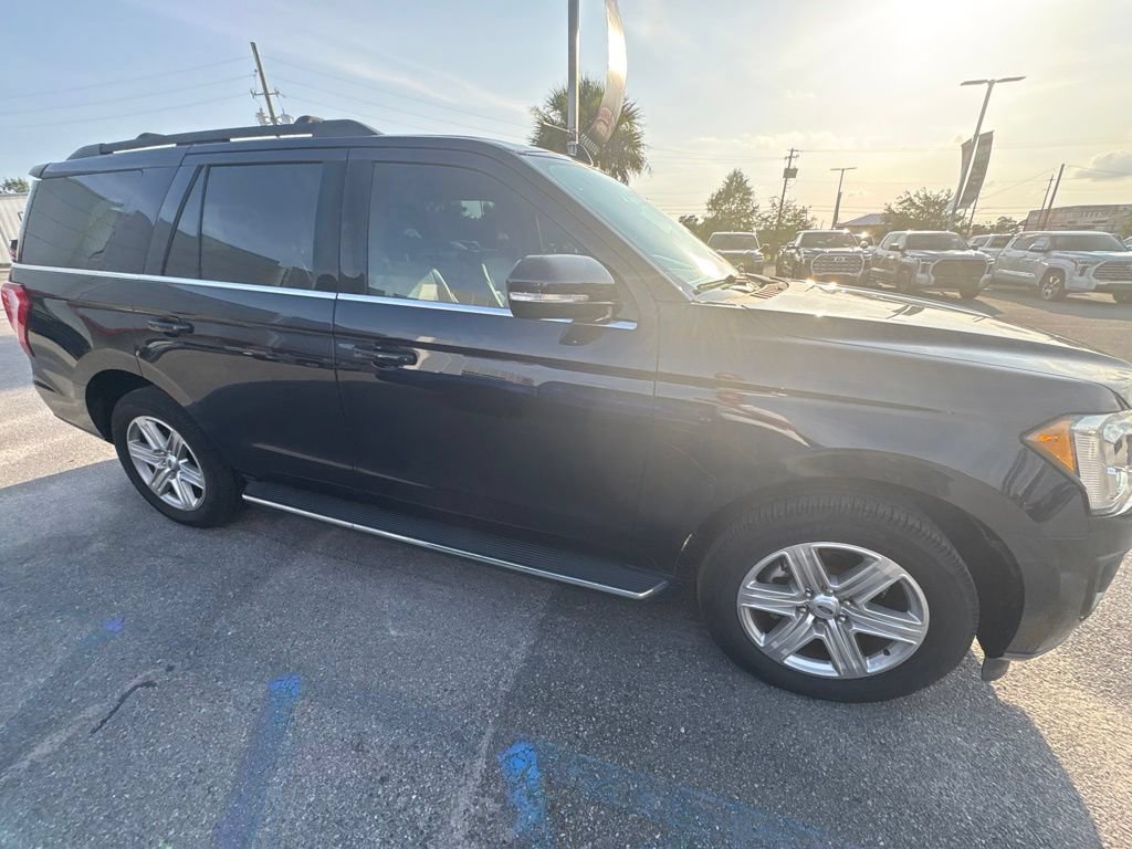 Used 2021 Ford Expedition XLT RWD image 14
