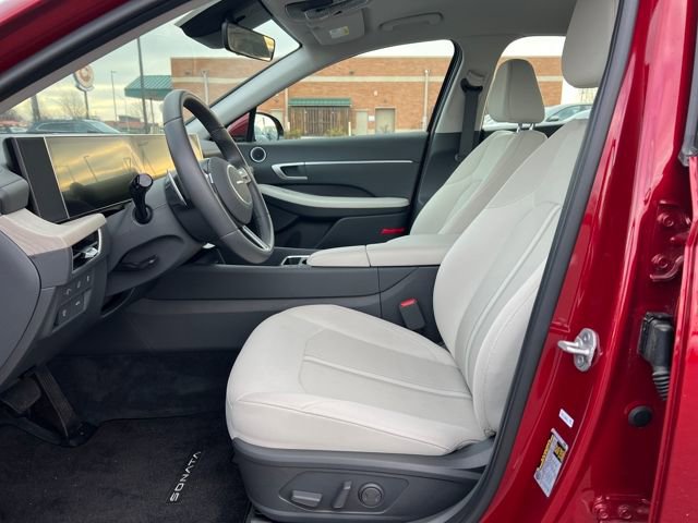 Certified 2025 Hyundai Sonata SEL image 8