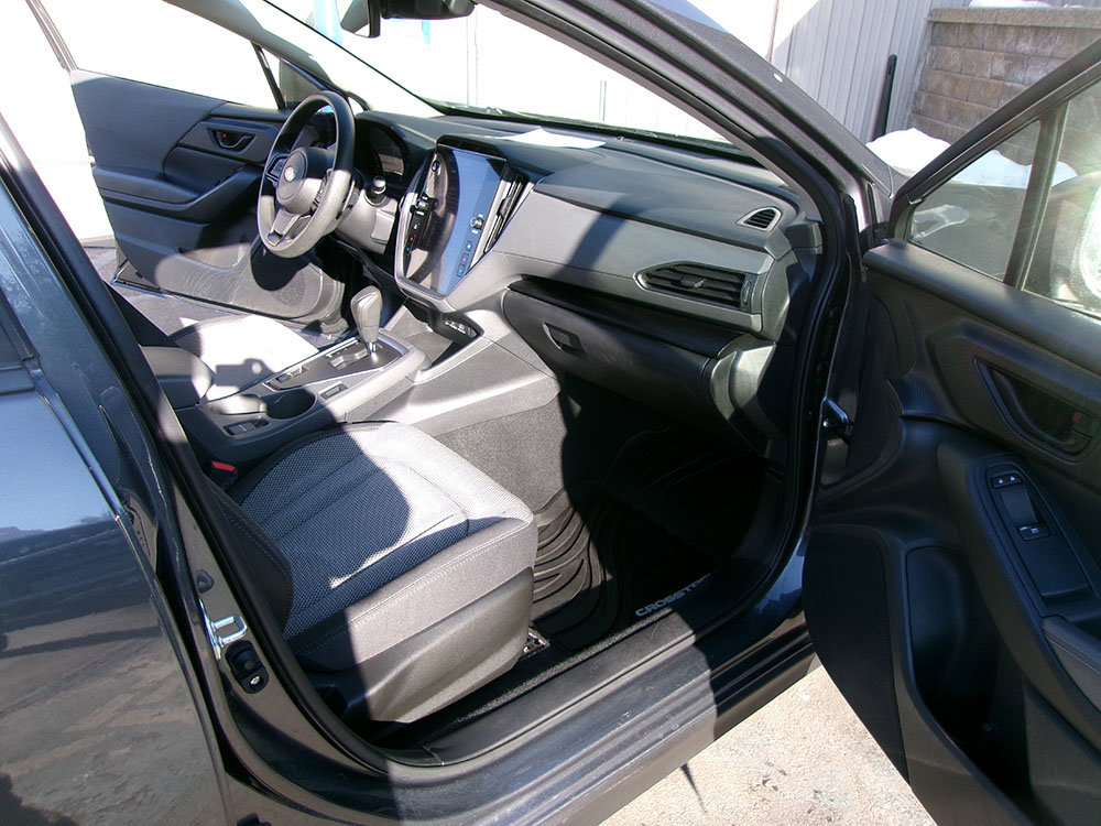 Used 2024 Subaru Crosstrek 2.0i Premium AWD/4WD image 9