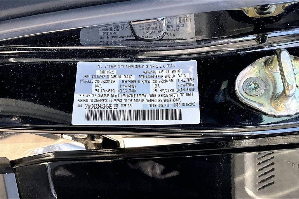 Certified 2025 MAZDA CX-30 AWD 2.5 S w/ Select Sport Pkg image 17