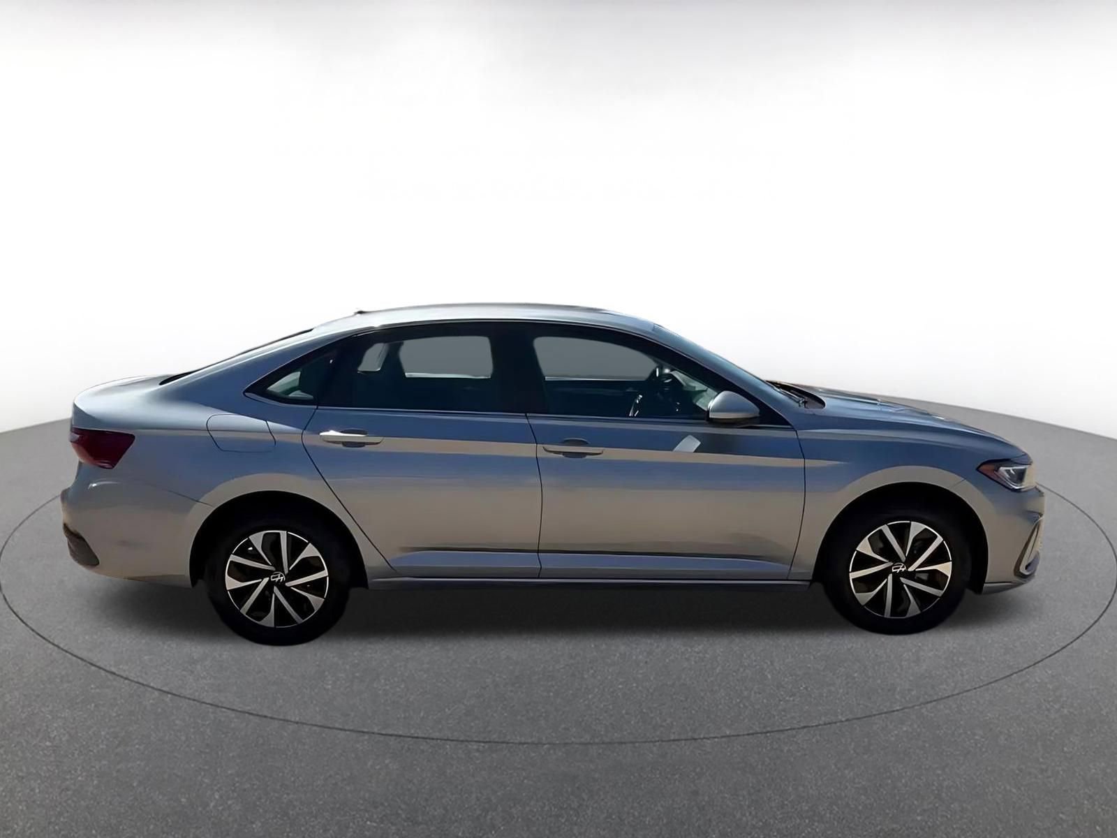 Used 2025 Volkswagen Jetta S image 16