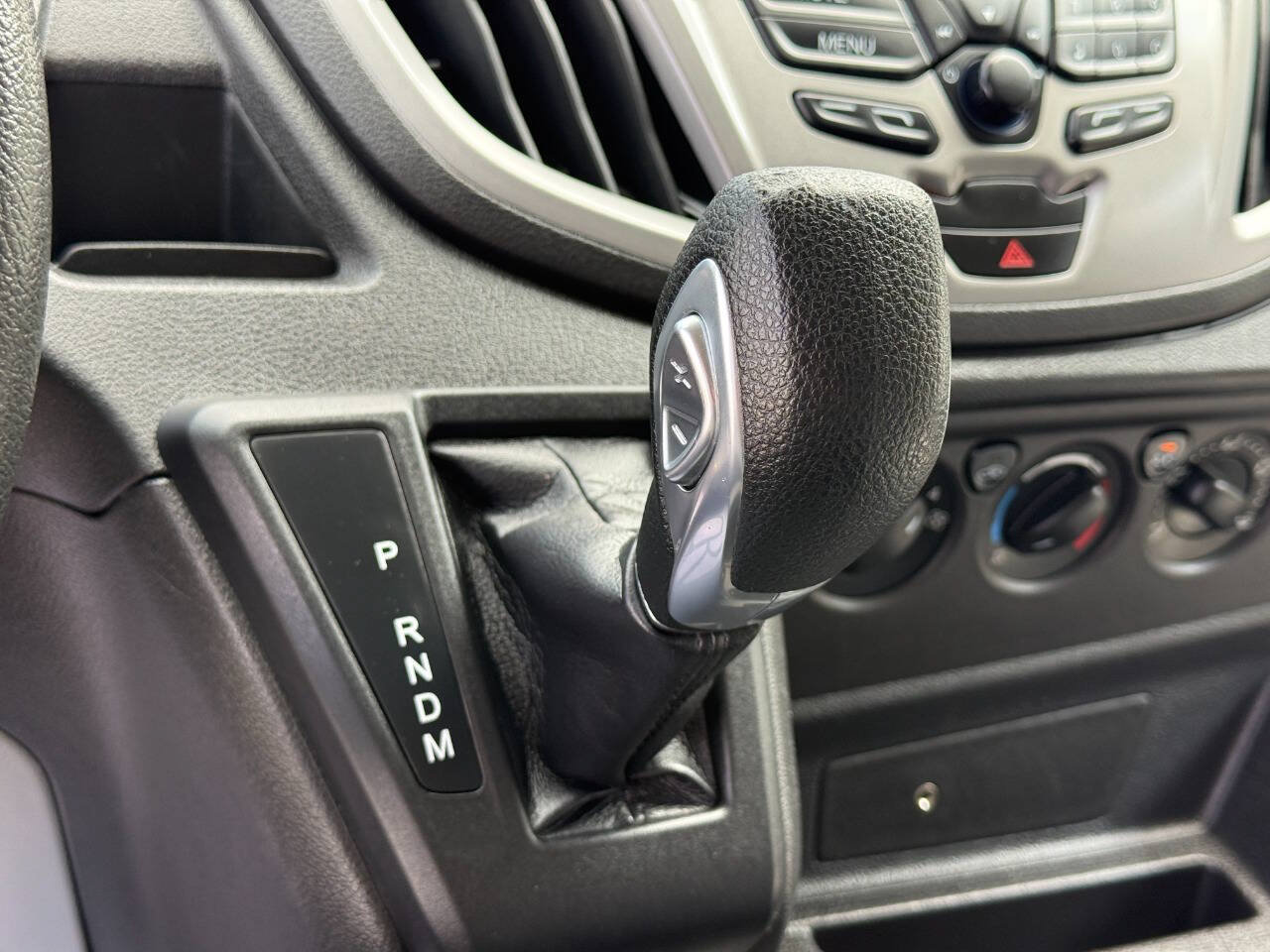 Used 2018 Ford Transit 350 XLT RWD image 23