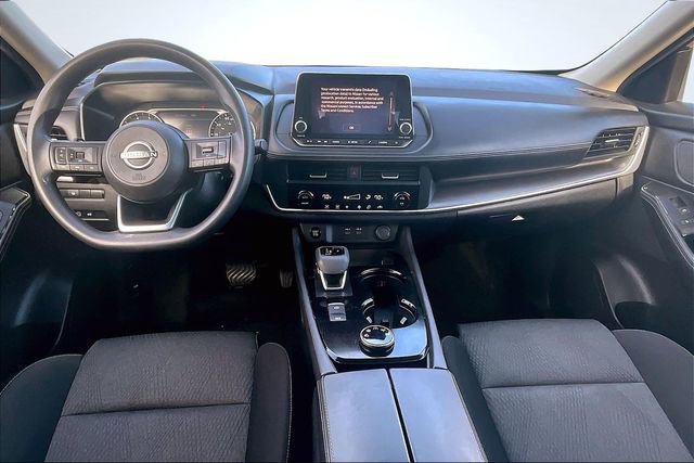 Used 2024 Nissan Rogue SV image 7