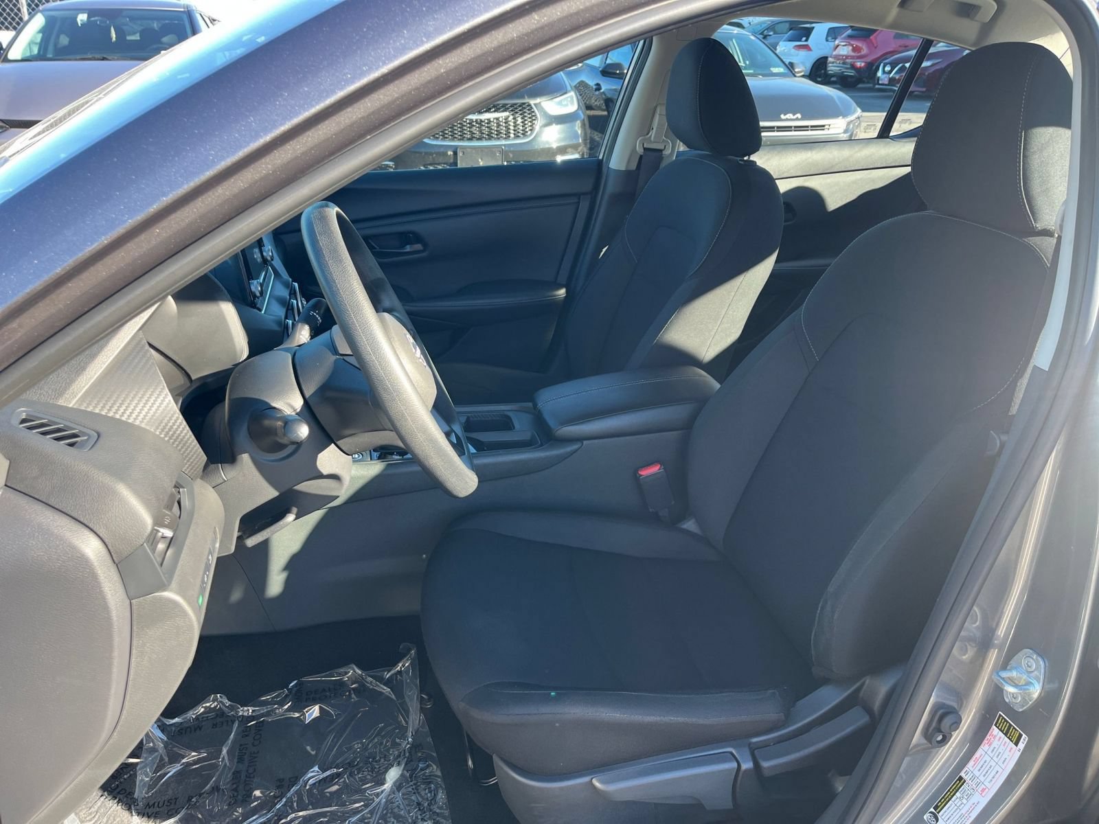 Used 2025 Nissan Sentra S FWD image 33