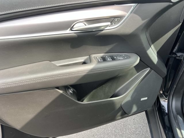 Certified 2024 Cadillac XT5 Luxury w/ LPO, Floor Liner Package AWD/4WD image 14