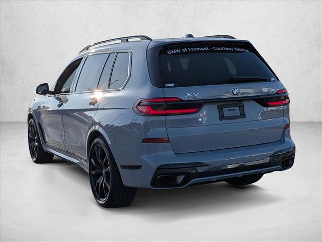 Used 2025 BMW X7 xDrive40i w/ M Sport Package image 7