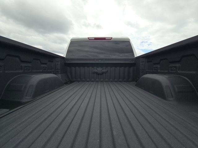 Used 2025 Chevrolet Silverado 1500 LTZ AWD/4WD image 11