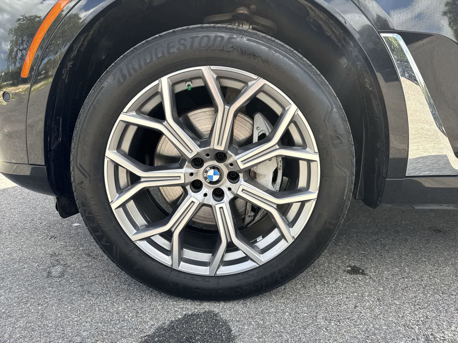 Used 2023 BMW X7 xDrive40i w/ Executive Package AWD/4WD image 16