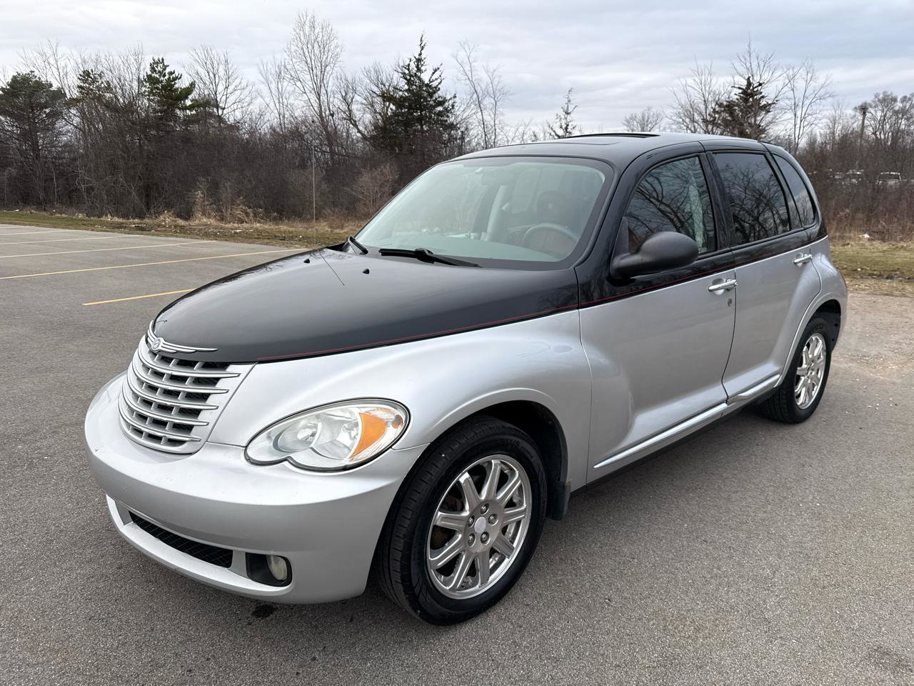 Used 2010 Chrysler PT Cruiser w/ PT Cruiser Couture Edition FWD image 1
