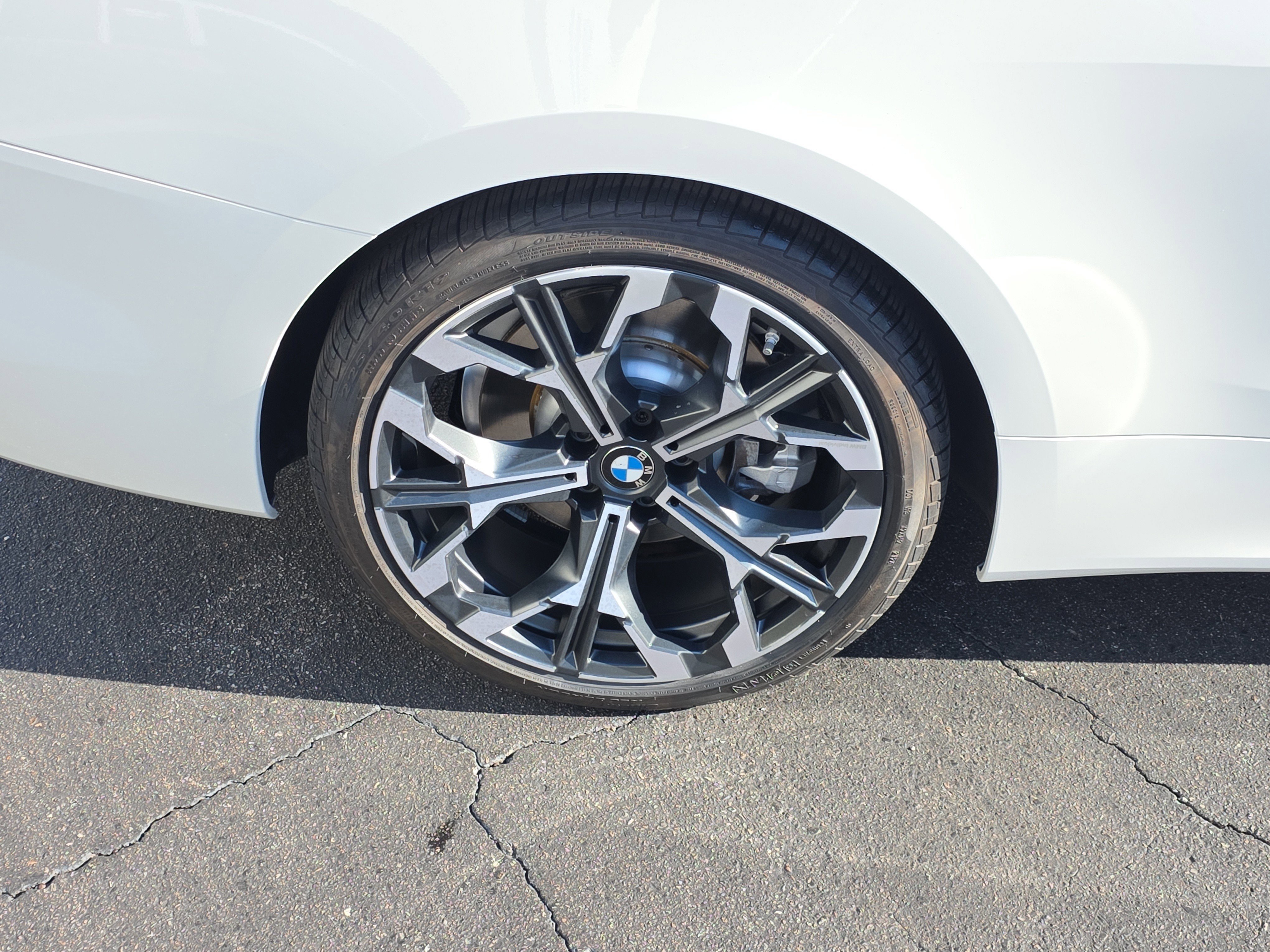 Used 2025 BMW 430i Coupe w/ Premium Package image 6