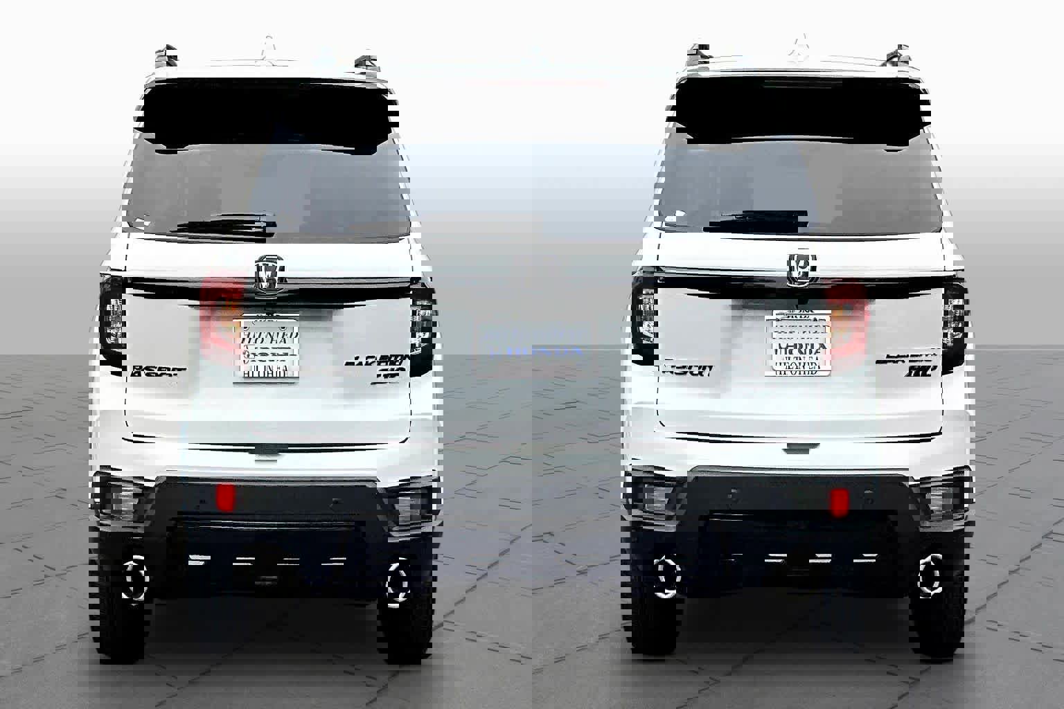 Certified 2025 Honda Passport Black Edition image 38