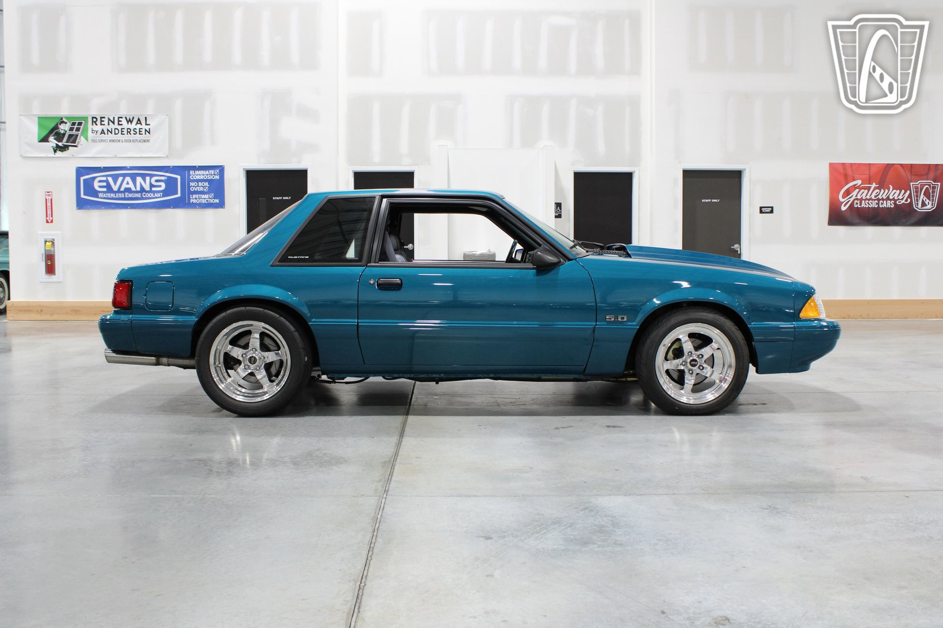 Used 1993 Ford Mustang LX RWD image 25