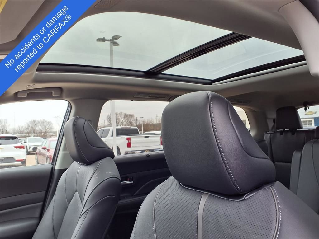 Used 2025 Toyota Grand Highlander Platinum image 19