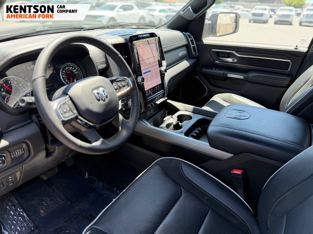 Used 2025 RAM 1500 Laramie w/ Sport Appearance Package AWD/4WD image 32