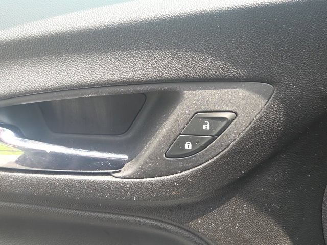 Used 2020 Chevrolet Equinox LT FWD image 22