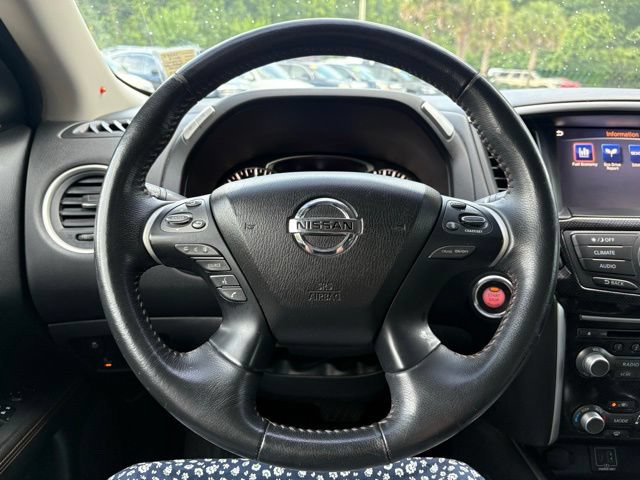 Used 2019 Nissan Pathfinder SV w/ Rock Creek Edition FWD image 13