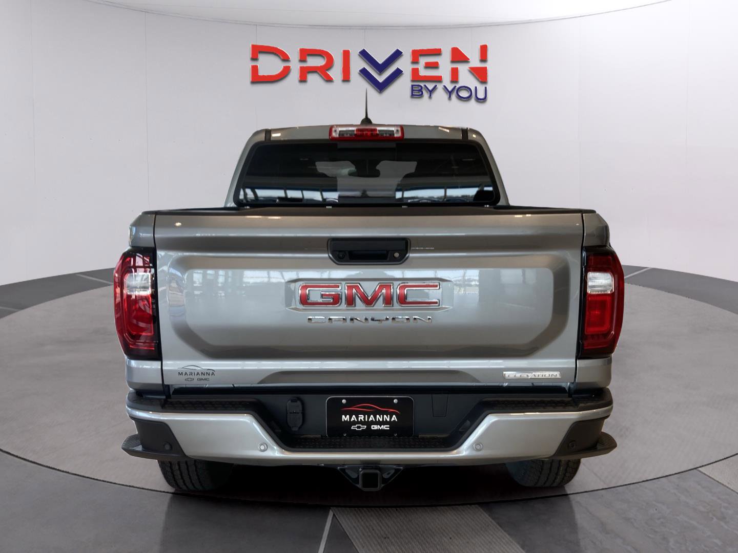 New 2026 GMC Canyon Elevation w/ Convenience Package image 3