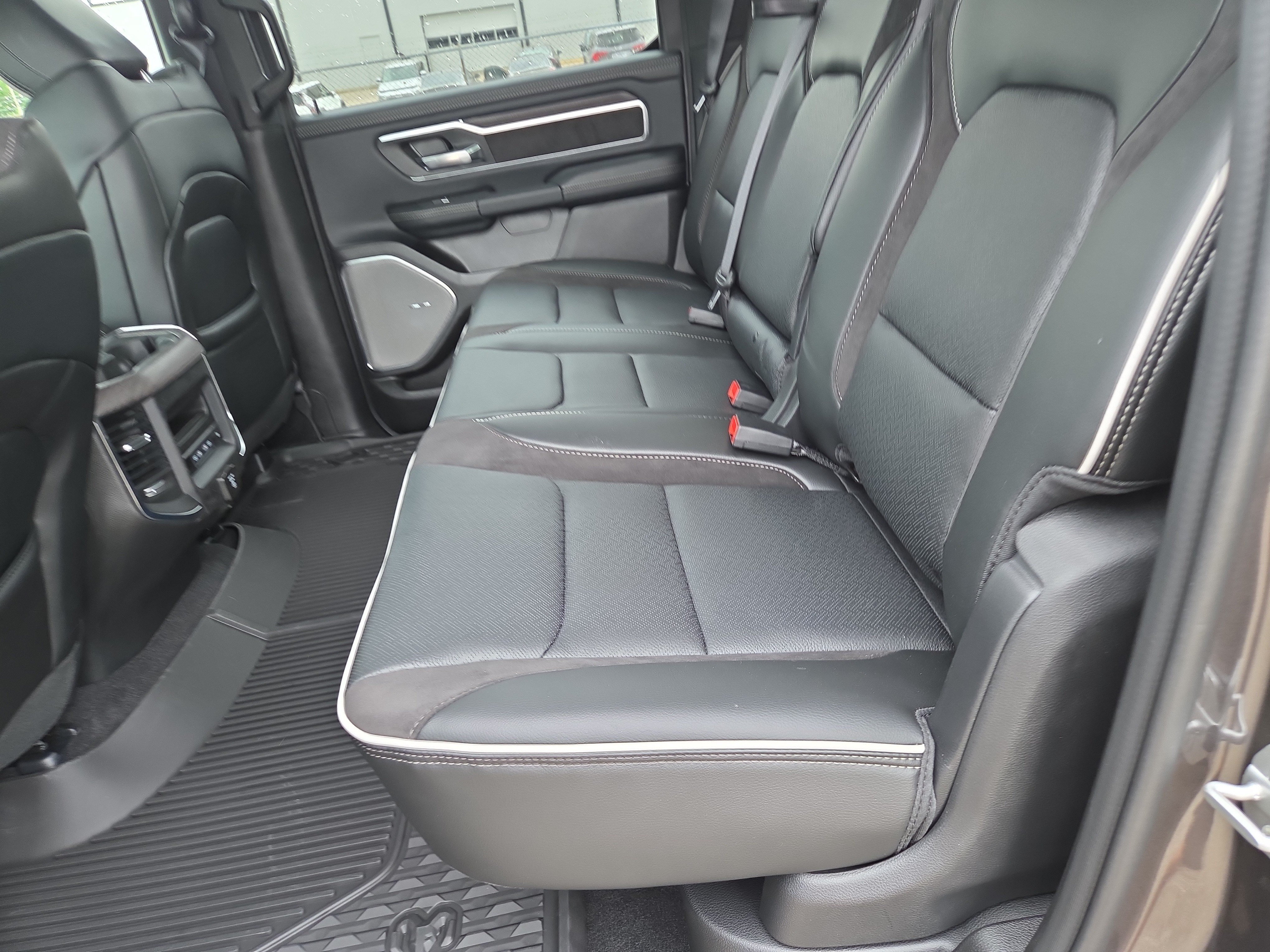 New 2026 RAM 1500 Laramie AWD/4WD image 6