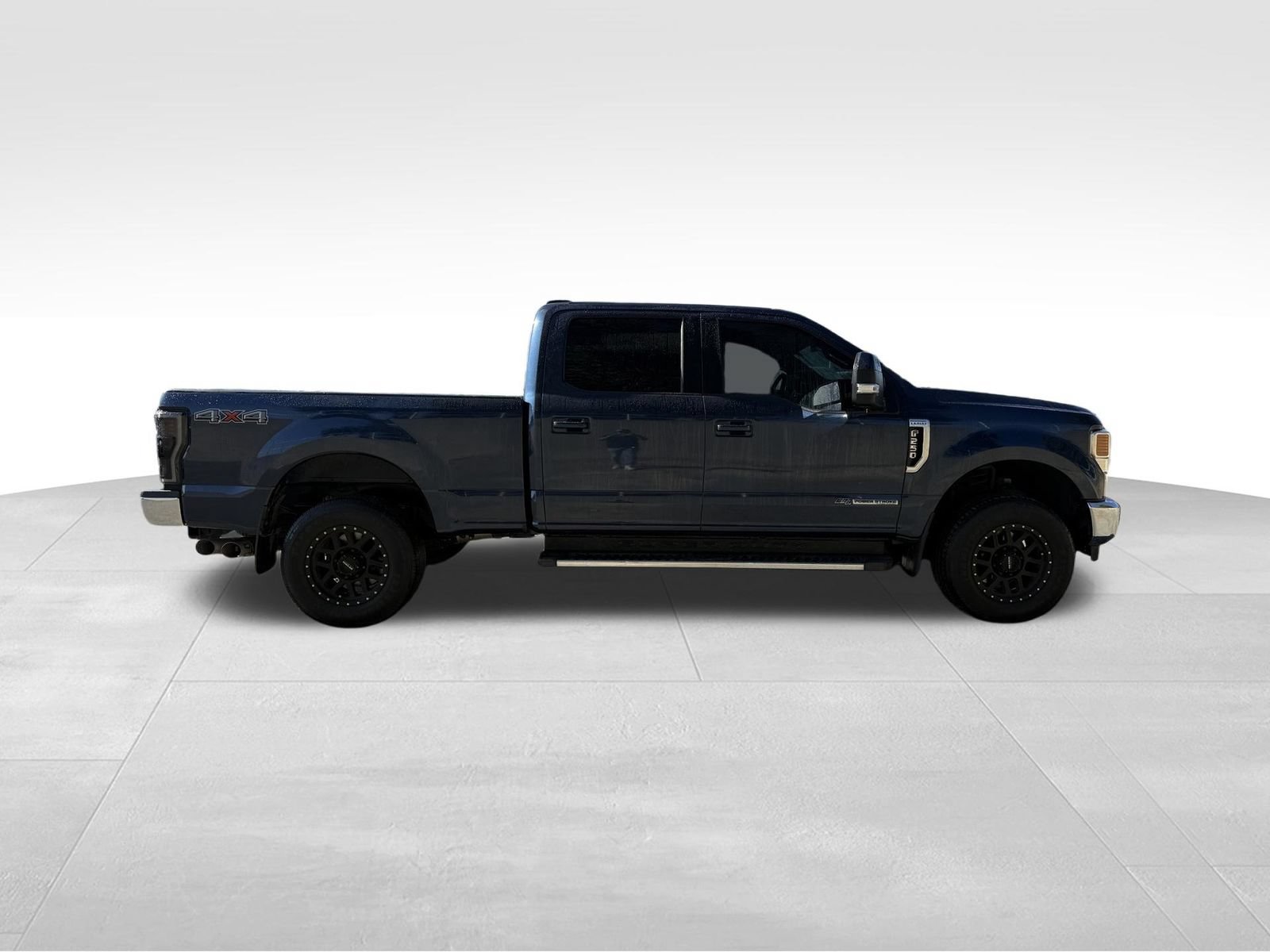 Used 2020 Ford F250 Lariat w/ Lariat Value Package AWD/4WD image 2