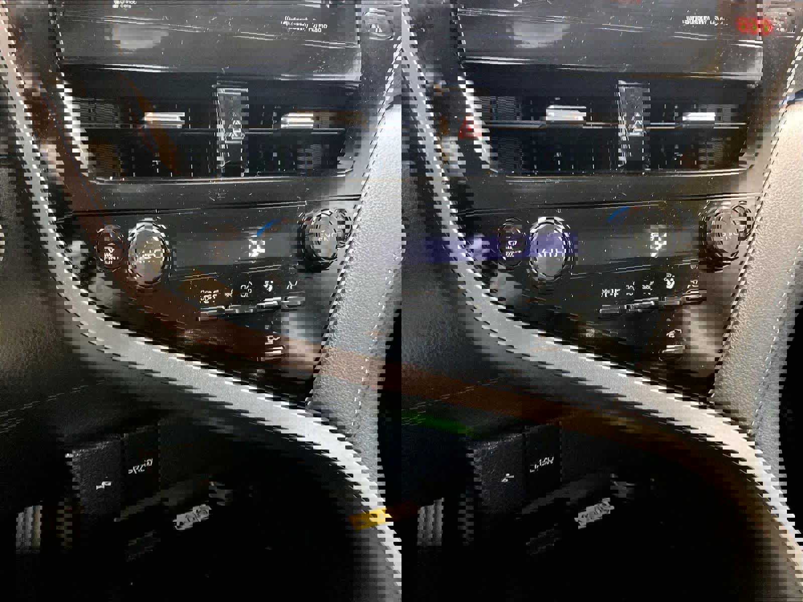 Used 2024 Toyota Camry XSE image 25