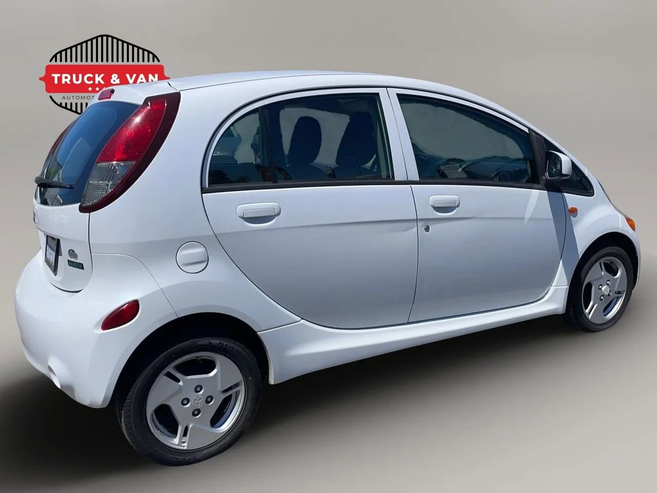 Used 2012 Mitsubishi i ES RWD image 36