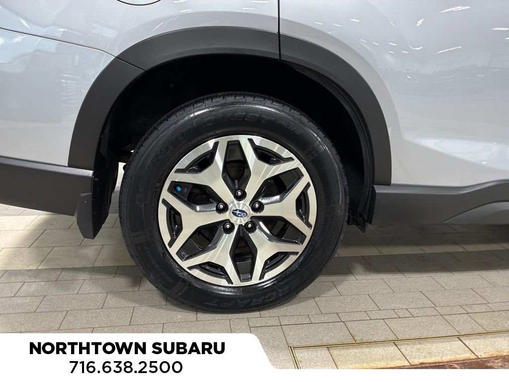 Used 2024 Subaru Forester Premium image 15