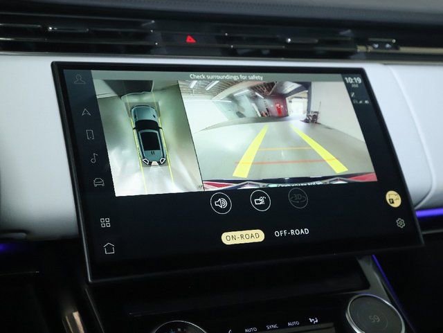 Used 2023 Land Rover Range Rover Sport SE Dynamic image 26