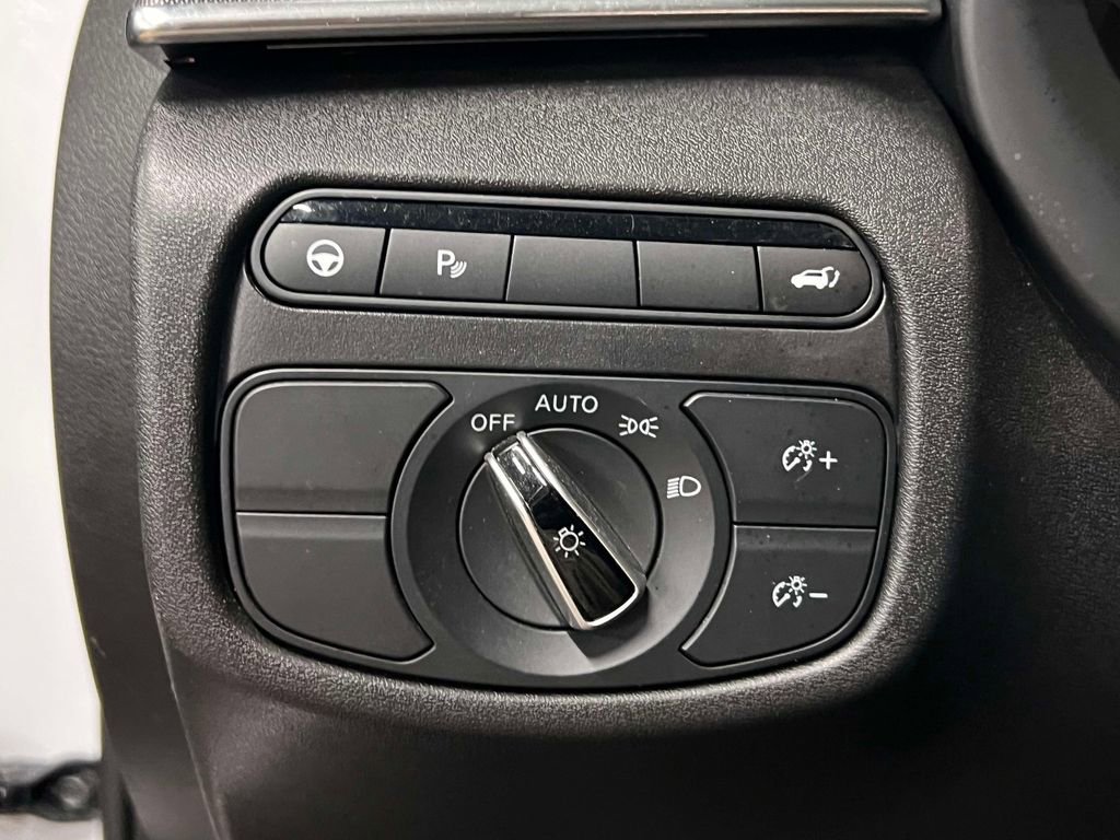 Used 2023 INFINITI QX50 Pure AWD/4WD image 27