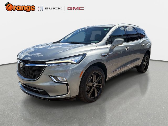 Used 2024 Buick Enclave Essence w/ Sport Touring Edition FWD image 7