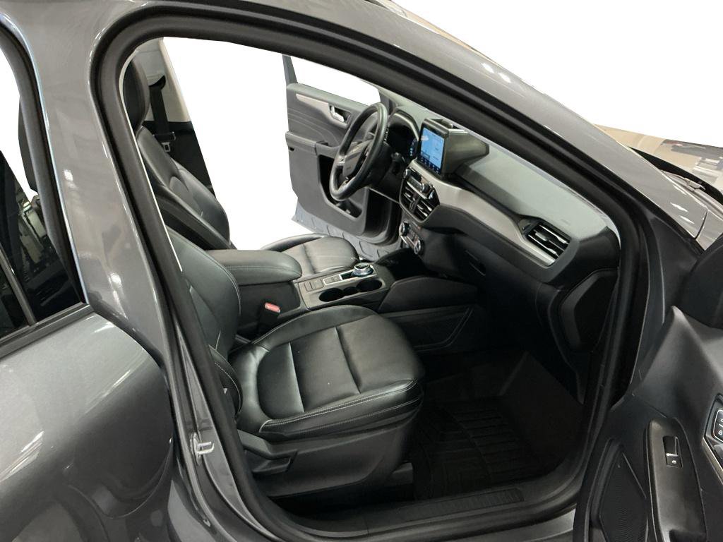 Used 2022 Ford Escape SEL AWD/4WD image 8